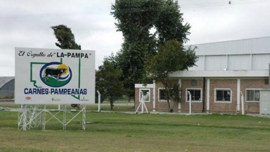 Frigorífico pampeano reduce turnos pero garantiza los puestos de trabajo