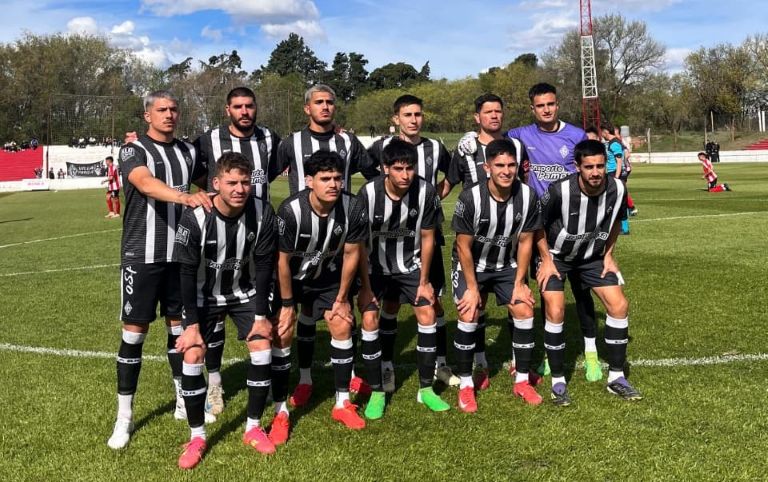 Fútbol: ya se conocen los cuatro semifinalistas del Provincial 2025 y habrá final entre un equipo de la Pampeana y otro de la Cultural