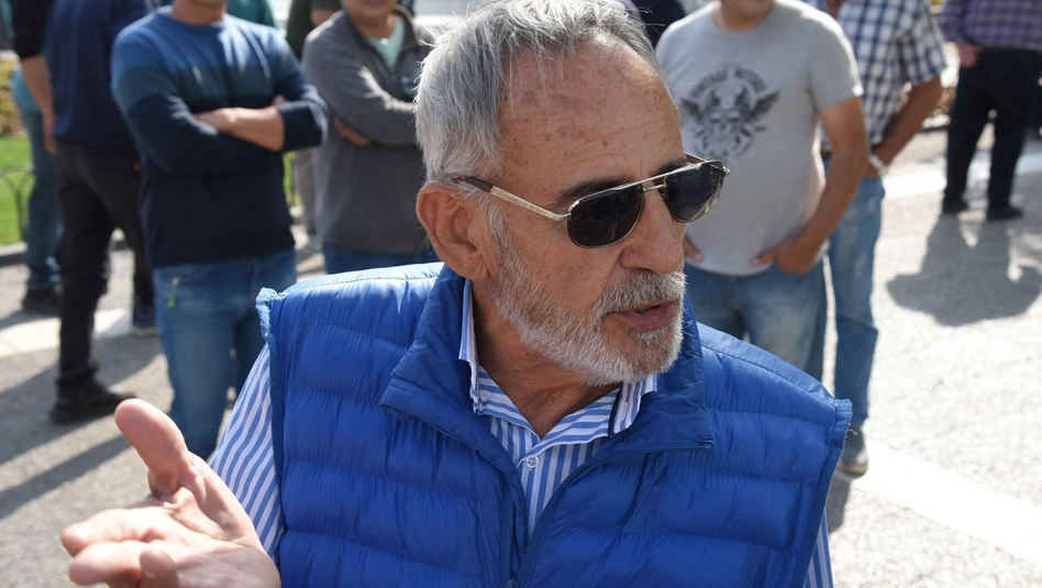 Santa Rosa avanza con la regulación de Uber y crece la tensión entre peones y propietarios de taxis