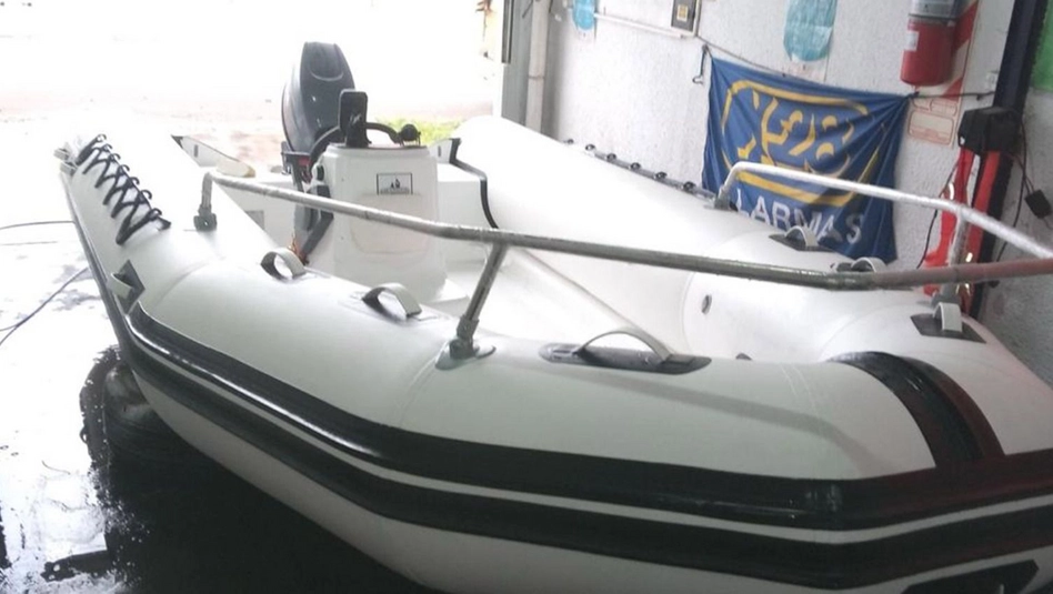 Hallan en La Adela la lancha robada en Toay y avanza la investigación