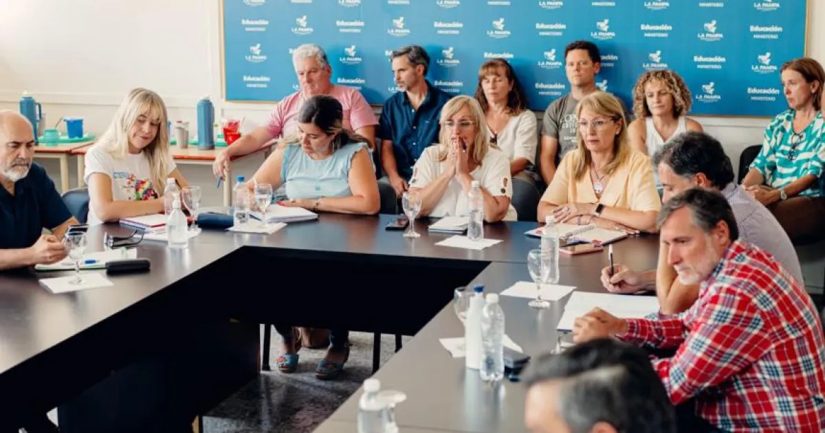 Utelpa se reunió con la ministra Marcela Feuerschvenger