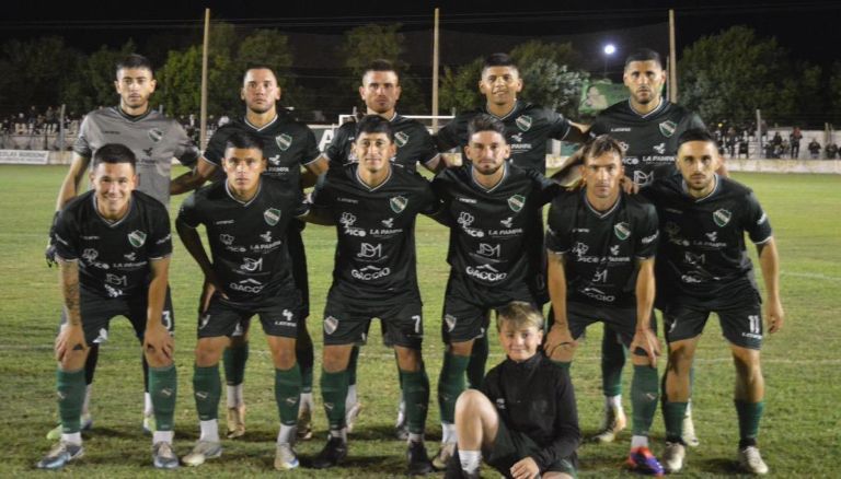 Fútbol: Ferro de Pico venció a Juventud Regional con el tiro del final y sigue con vida en el Regional Federal