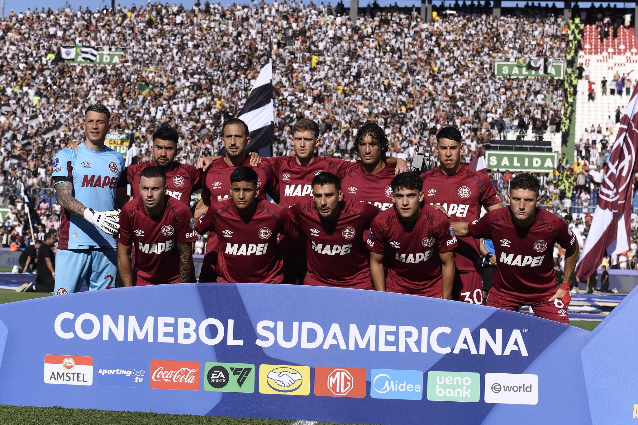 Fútbol: Lanús venció a Atlético Mineiro por penales y se consagró campeón de la Copa Sudamericana