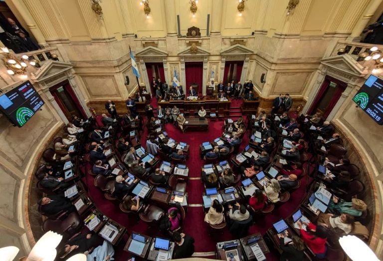 Juran hoy 23 senadores electos en octubre y se prolonga la situación de Villaverde