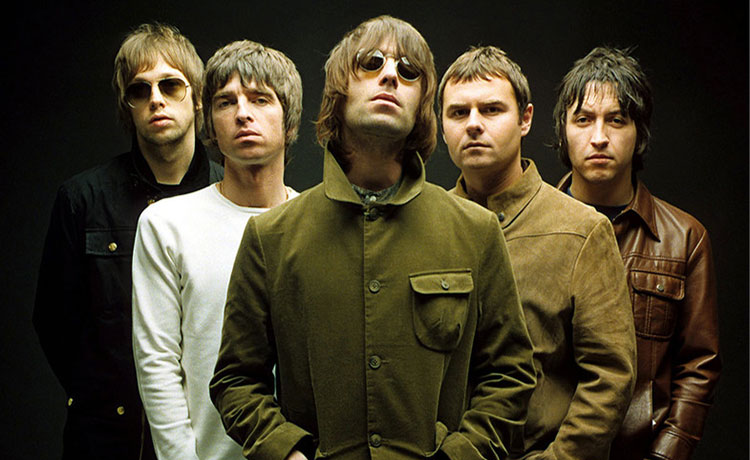 Oasis brilló en el estadio Monumental ante 85.000 personas: del abrazo de los hermanos Gallagher al guiño a Diego Maradona