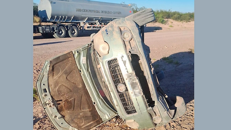 Algarrobo del Águila: falleció una docente en un vuelco sobre la Ruta Provincial 10