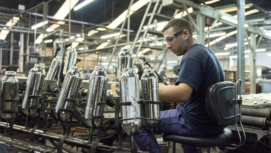 Más del 10% de las pymes advierte que podría cerrar antes de 2026 en medio del derrumbe productivo