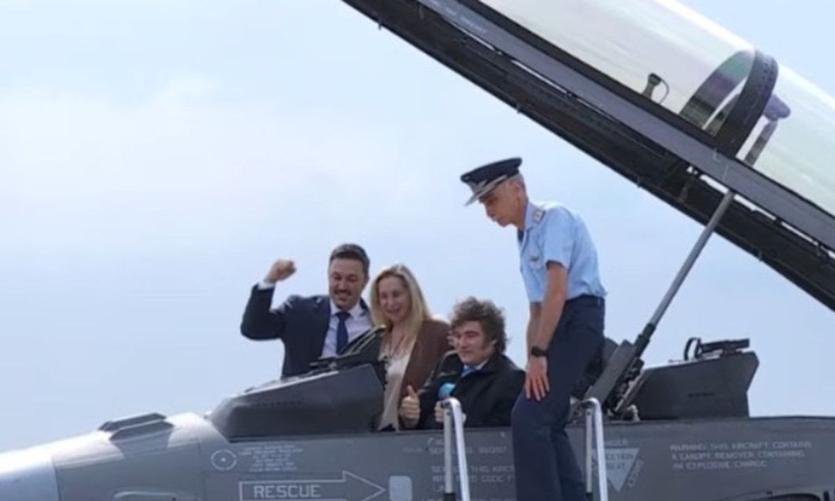 Milei presentó los F-16 en Córdoba: “A partir de hoy todos estamos un poco más seguros”