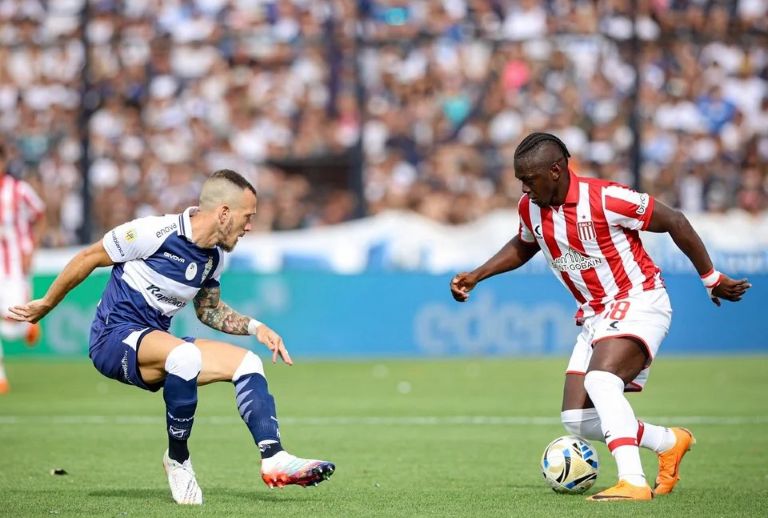 Fútbol: Estudiantes de La Plata superó a Gimnasia por las semifinales del Torneo Clausura