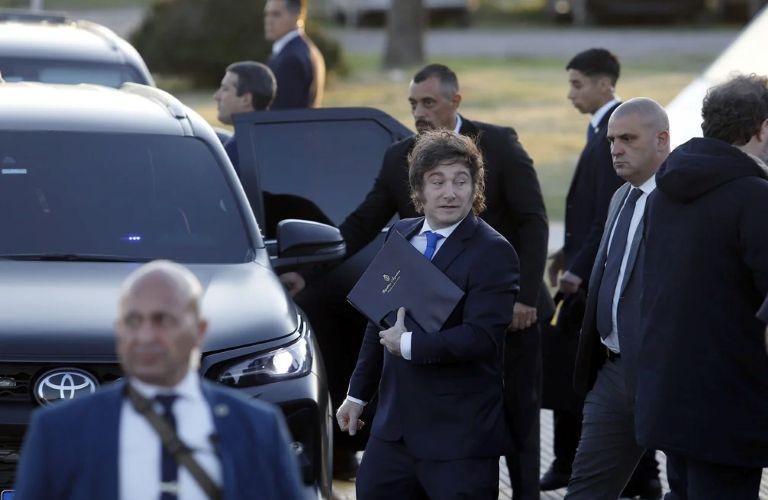 Milei viaja a Noruega para acompañar a María Corina Machado a recibir el Nobel de la Paz